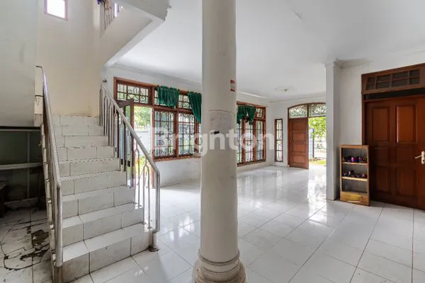 image JUAL RUMAH HOOK PAMULANG 2 LANTAI DEKAT BANDARA  (5)