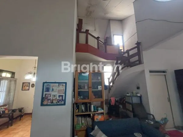 image RUMAH SEMAMPIR MERR (6)