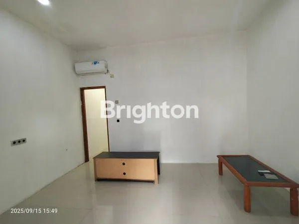 image RUMAH BAGUS 11/2LT DEKAT GREEN VILLE TAMAN RATU JL 2MOBIL GARASI 1MOBIL (4)