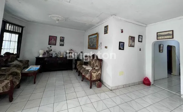 image RUMAH DIJUAL DI PETUKANGAN UTARA (6)