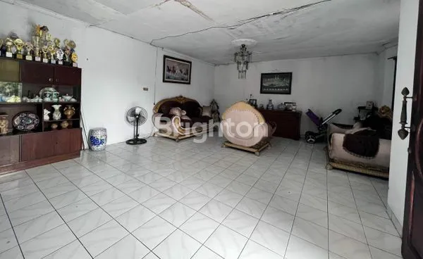 image RUMAH DIJUAL DI PETUKANGAN UTARA (5)