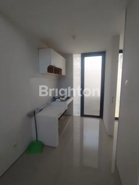 image RUMAH 2 LANTAI ROYAL RESIDENCE 2 MENGANTI - SIAP HUNI & STRATEGIS (8)