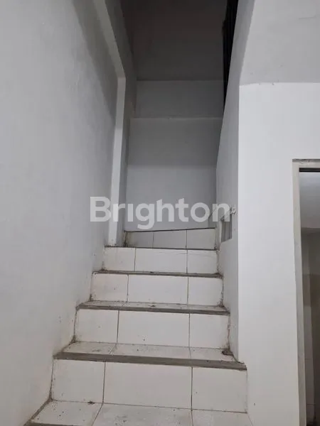 image RUKO 2,5 LANTAI SIAP PAKAI DI NAROGONG INDAH (5)