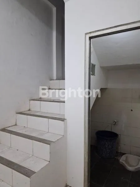 image RUKO 2,5 LANTAI SIAP PAKAI DI NAROGONG INDAH (6)