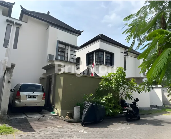 image RUMAH PREMIUM 2 LANTAI CEMARA NUSA DUA (1)