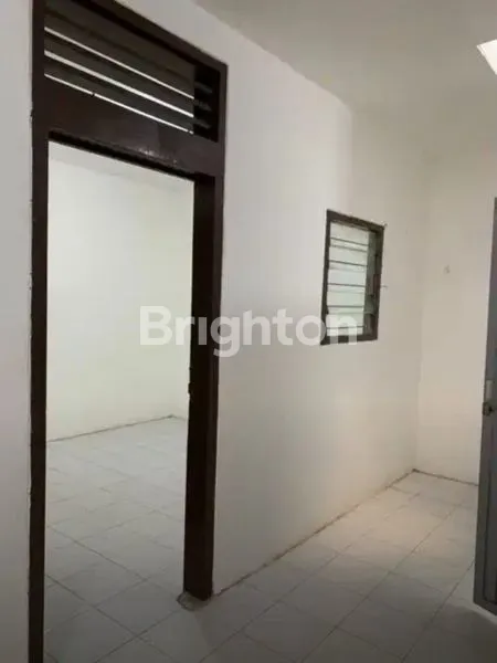 image RUMAH 2 LANTAI STRATEGIS DEKAT RS FATMAWATI - PONDOK LABU (7)