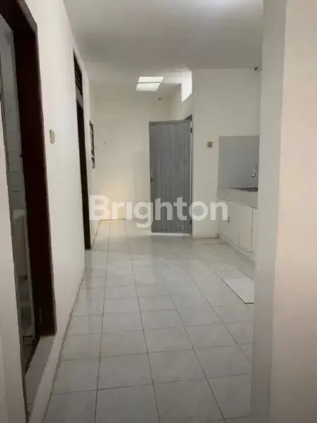 image RUMAH 2 LANTAI STRATEGIS DEKAT RS FATMAWATI - PONDOK LABU (5)