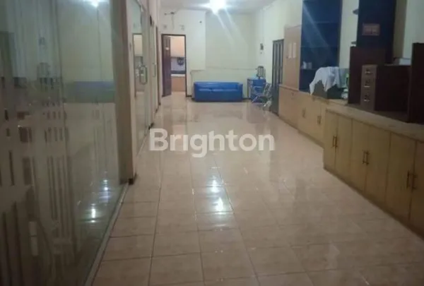 image RUKO MEWAH EX TRAVEL + BONUS LENGKAP DI SUHAT SOEKARNO HATTA (5)