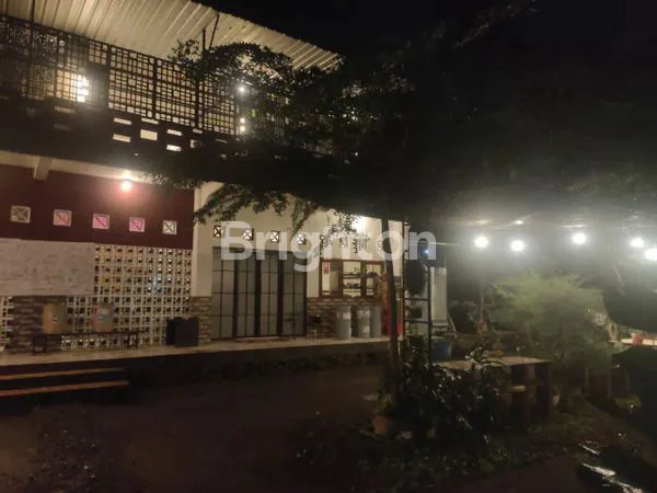 image RUMAH LUAS MEWAH 2 LANTAI DI SAWOJAJAR -, LAHAN 733M², SHM (2)