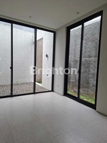 image TOWNHOUSE EKSKLUSIF DI LOKASI PREMIUM (3)