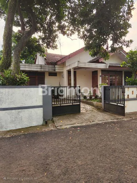image DI JUAL RUMAH LAMA DI PAMULANG BARU  (1)