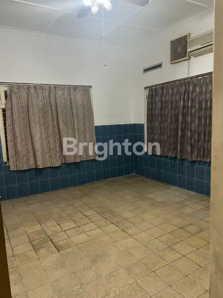 image RUMAH DI PEMUKIMAN UMUM JALAN LEBAR (7)