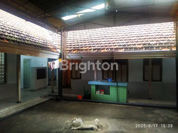 image RUMAH DI PEMUKIMAN UMUM JALAN LEBAR (8)