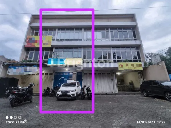 image RUMAH TOKO TEMPAT USAHA 3 LANTAI STRATEGIS DI NOL JALAN RAYA RUNGKUT DEKAT RAYA MERR (1)