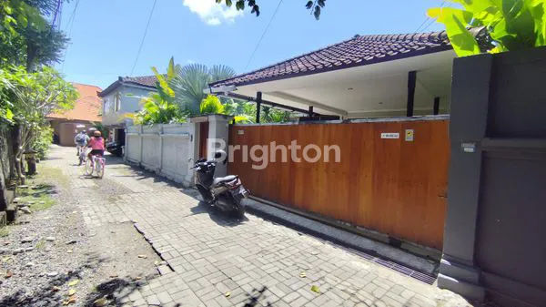 image 4+ 1 BEDROOM VILLA AT BEACHSIDE , MERTASARI SANUR (7)