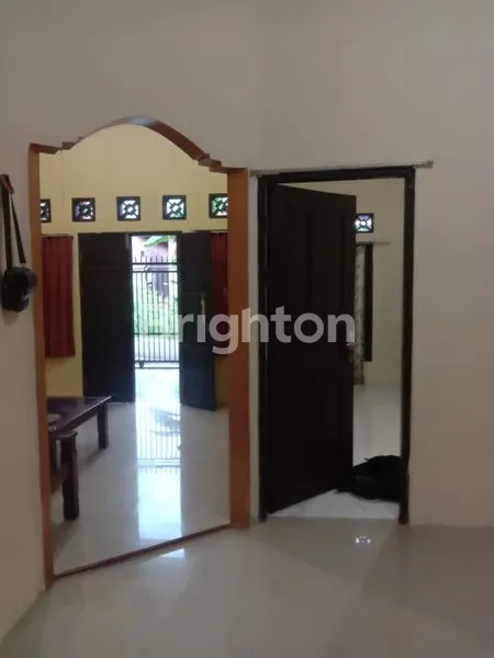 image RUMAH TERAWAT DAN BAGUS LOKASI STRATEGIS  (3)