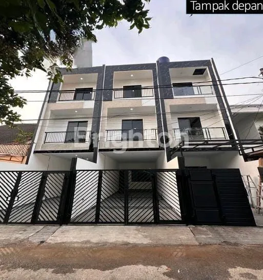 image RUMAH DURI KEPA 3 LANTAI JAKARTA BARAT  (1)