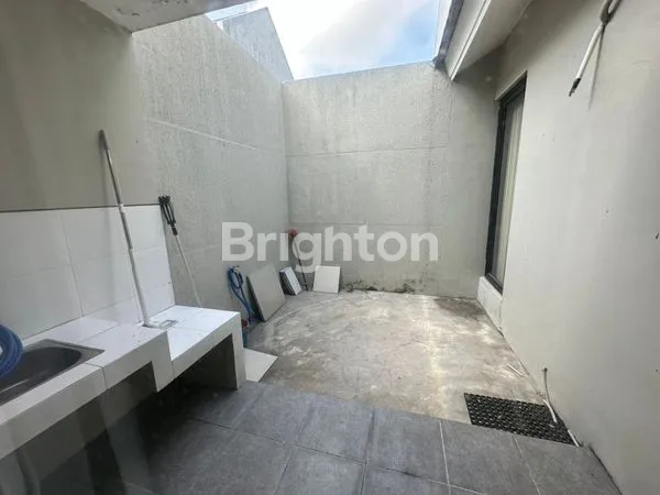 image RUMAH 2 LANTAI FULL FURNISH NORTHWEST LAKE SHM SIAP HUNI (5)