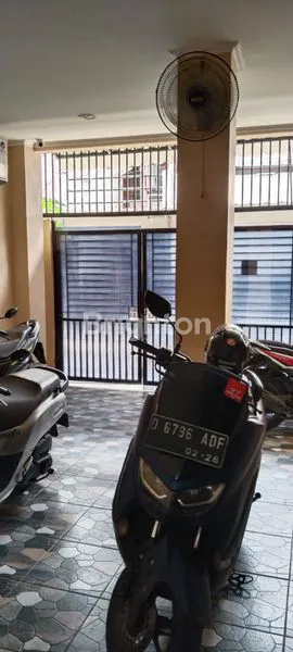 image RUMAH KOS-KOSAN MINIMALIS, BERSIH, BANGUNAN BARU. LOKASI STRATEGIS DI TANJUNG DUREN SELATAN, JAKARTA BARAT. \N (8)