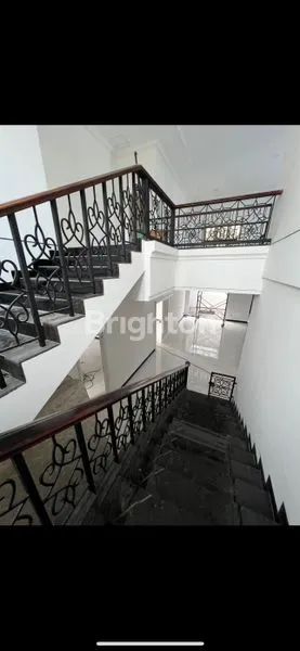 image RUMAH MEWAH MULYOSARI PRIMA 6KT, JACUZZI + FASILITAS LENGKAP (4)