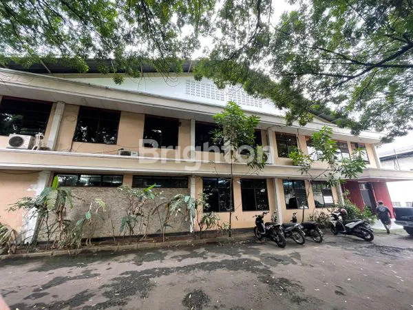 image PABRIK TEXTILE LENGKAP DENGAN IJIN CELUP DAN LIMBAH (2)