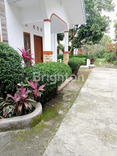 image RUMAH 3 LANTAI GEGER KALONG HILIR MAINROAD (5)