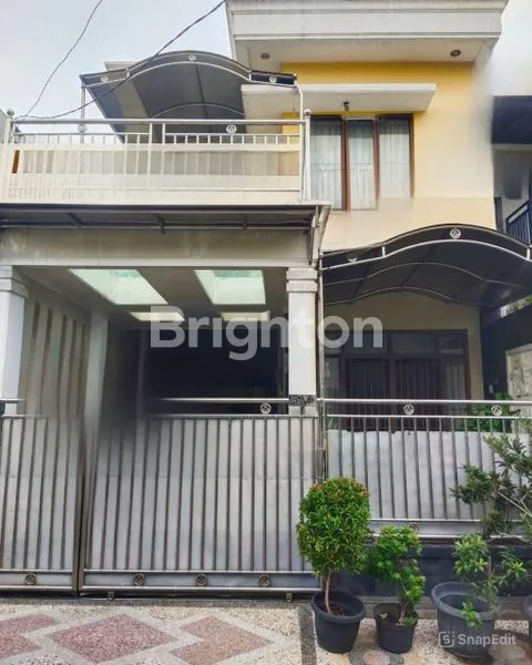 image RUMAH SIAP HUNI 2 LANTAI LOKASI STRATEGIS (1)