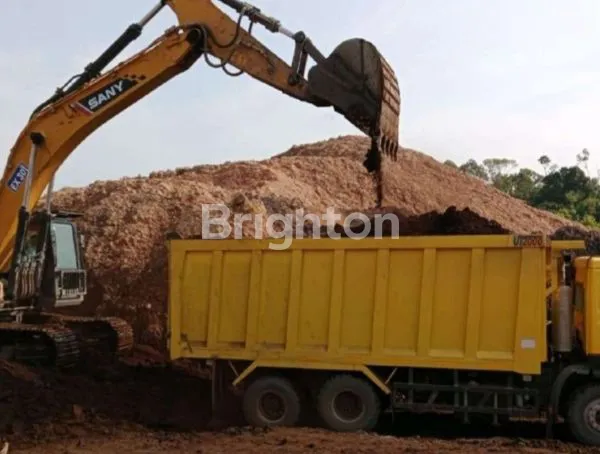 LAHAN AREA PERTAMBANGAN BATU BARA WILAYAH KARANGAN, KUTAI TIMUR, KALIMANTAN TIMUR