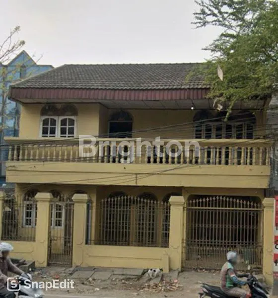 image RUMAH 2 LANTAI STRATEGIS DI JALAN RAYA DAAN MOGOT BATU CEPER (1)