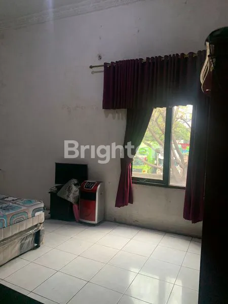 image RUMAH 2 LANTAI STRATEGIS DI JALAN RAYA DAAN MOGOT BATU CEPER (8)