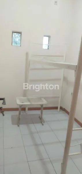 image RUMAH MODEL VILLA RUNGKUT MAPAN LOKASI STRATEGIS (6)