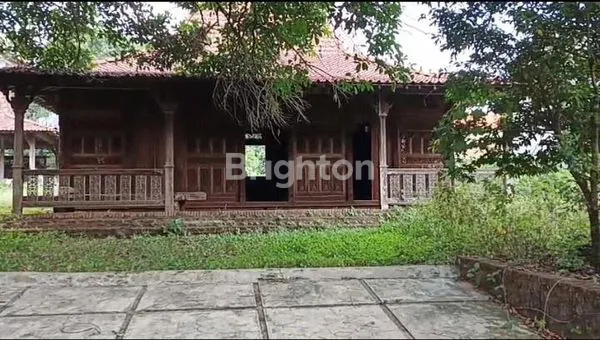 TANAH 1858+RUMAH JOGLO 7 TUMPANG
