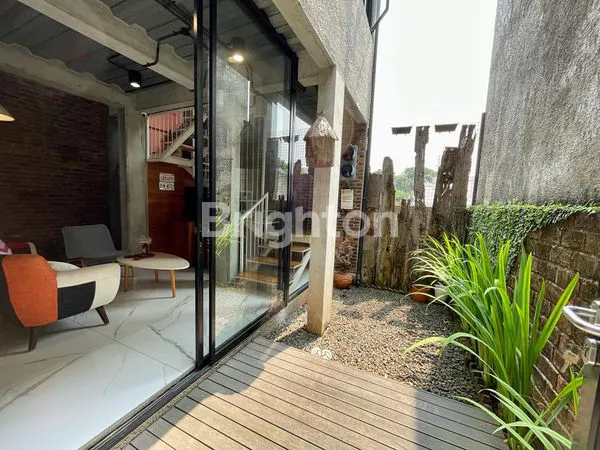 image HUNIAN SUASANA RIMBUN OZONE BINTARO (7)