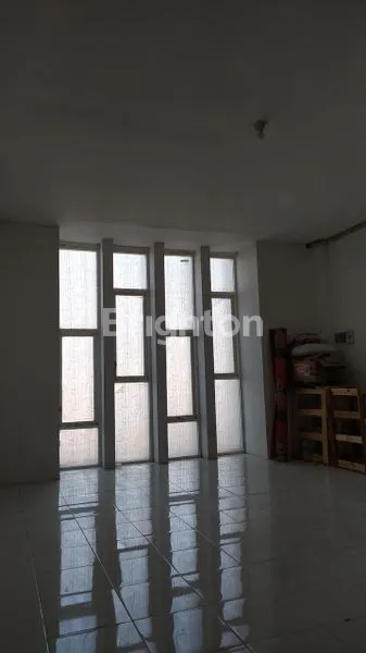 image RUKO ROYAL PAKA RESIDENCE GUNUNG ANYAR SAWAH SURABAYA JAWA TIMUR (3)