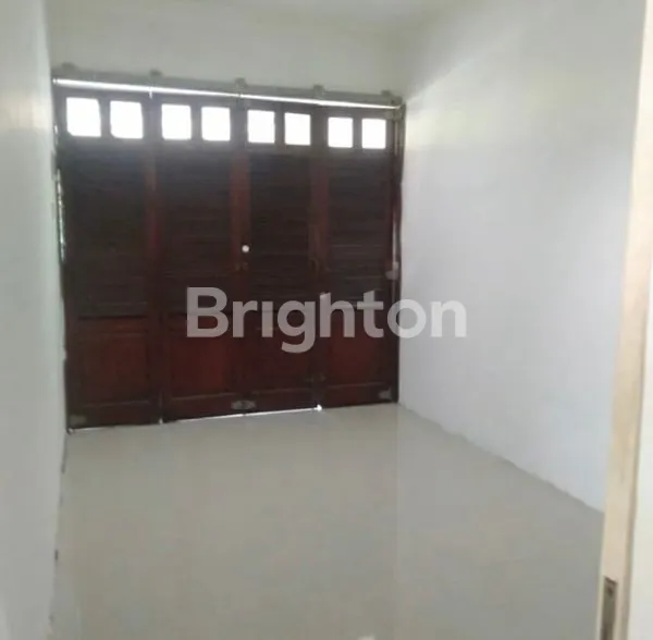 image RUMAH MINIMALIS SIAP HUNI DI WIGUNA, COCOK UNTUK USAHA, LOKASI STRATEGIS DAN JALAN KEMBAR, 5 MENIT KE KAMPUS UPN & RAYA MERR (NON FURNISHED) (3)