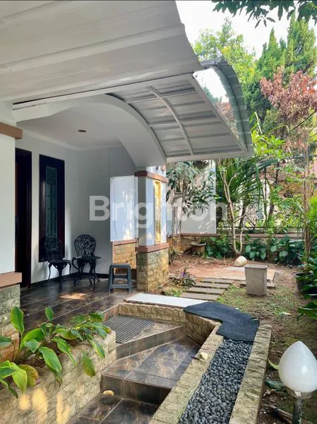 image RUMAH MEWAH 8KT DI PURI SRIWEDARI - 5 MENIT KE TOL CIBUBUR (2)