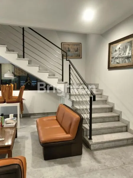 image SERENADE LAKE RUMAH MEWAH DENGAN PEMANDANGAN DANAU MENAKJUBKAN DI SERENADE LAKE - SIAP HUNI! (4)