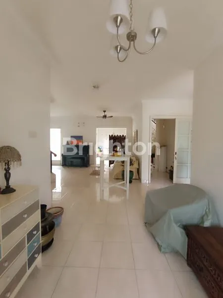 image RUMAH MEWAH2 LANTAI DI KOTAWISATA CIBUBUR,  (2)