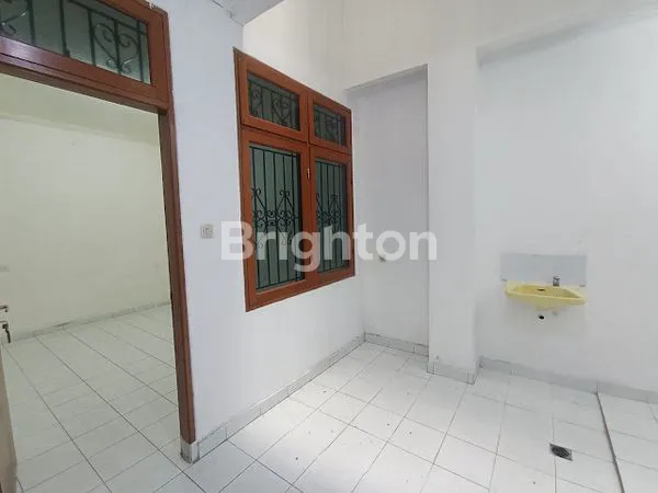 image JUAL RUMAH KANTOR TOMANG RAYA JAKARTA BARAT (8)