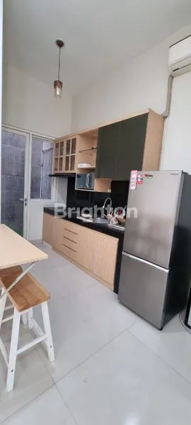 image DIJUAL RUMAH 2 LANTAI MODERN MINIMALIST SEMI FURNISH SIAP HUNI DI DARMO PERMAI UTARA, MURAHHH !!! (3)