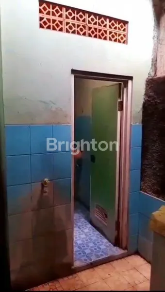 image RUMAH SEDERHANA TINGKAT 2 DI KOTA SURAKARTA (8)