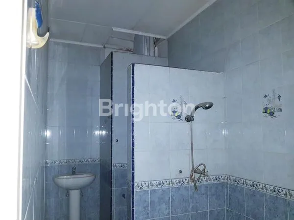image RUMAH 4 LANTAI DI JELAMBAR JAKARTA BARAT (7)