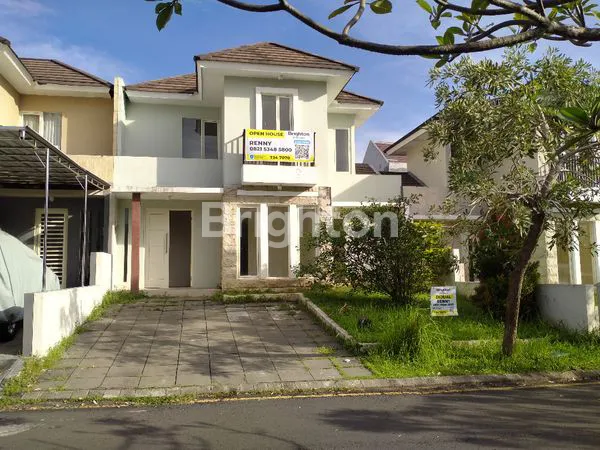 image RUMAH CITRALAND 2 LANTAI SIAP HUNI (1)