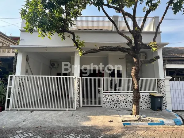 image RUMAH MINIMALIS TERAWAT SIAP HUNI DI RUNGKUT MAPAN TENGAH, DINGIN HADAP SELATAN, DEKAT UPN  (1)