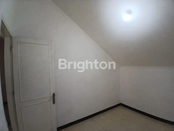 image CIBUBUR LEGENDA WISATA RUMAH DIJUAL (7)