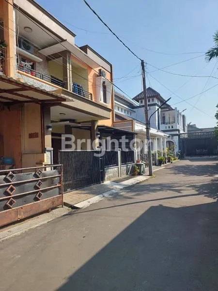RUMAH 2 LANTAI, NEGO FULL RENOVASI,PONDOK GEDE BEKASI