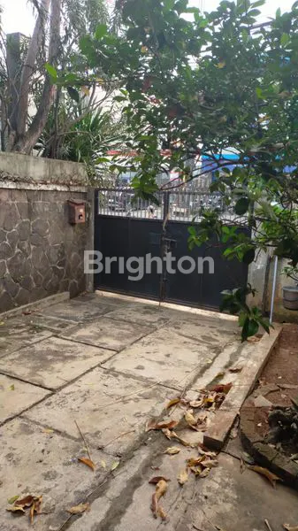 image RUMAH KAWASAN PREMIUM KEBAYORAN BARU JAKSEL  (4)