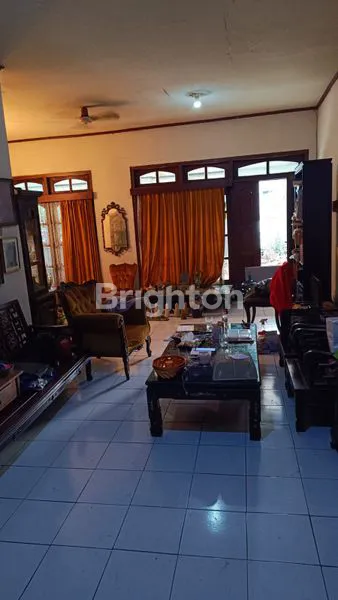 image RUMAH KAWASAN PREMIUM KEBAYORAN BARU JAKSEL  (5)