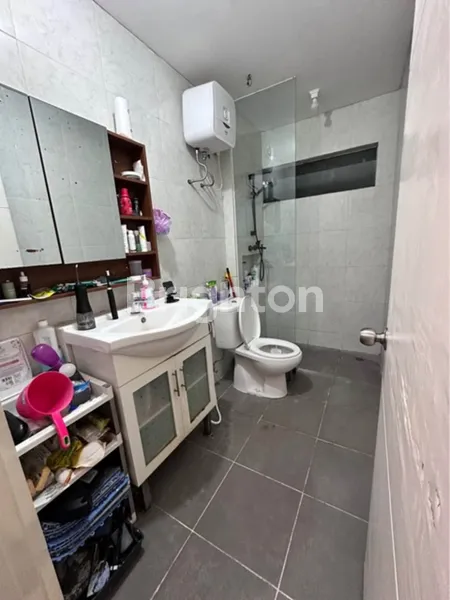 image DIJUAL RUMAH MINIMALIS 2 LANTAI PONDOK CANDRA DELIMA, LINGKUNGAN NYAMAN SIAP HUNI, FULL FURNISHED  (8)