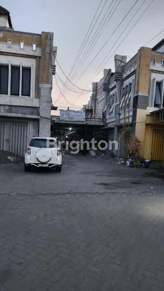 image RUKO MURAH 2 LT SIAP HUNI STRATEGIS SEBELAH PASAR WADUNG ASRI COCOK BUAT USAHA APA SAJA  (3)